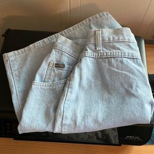 Rider Vintage Denim high rise shorts with no back pockets 14M